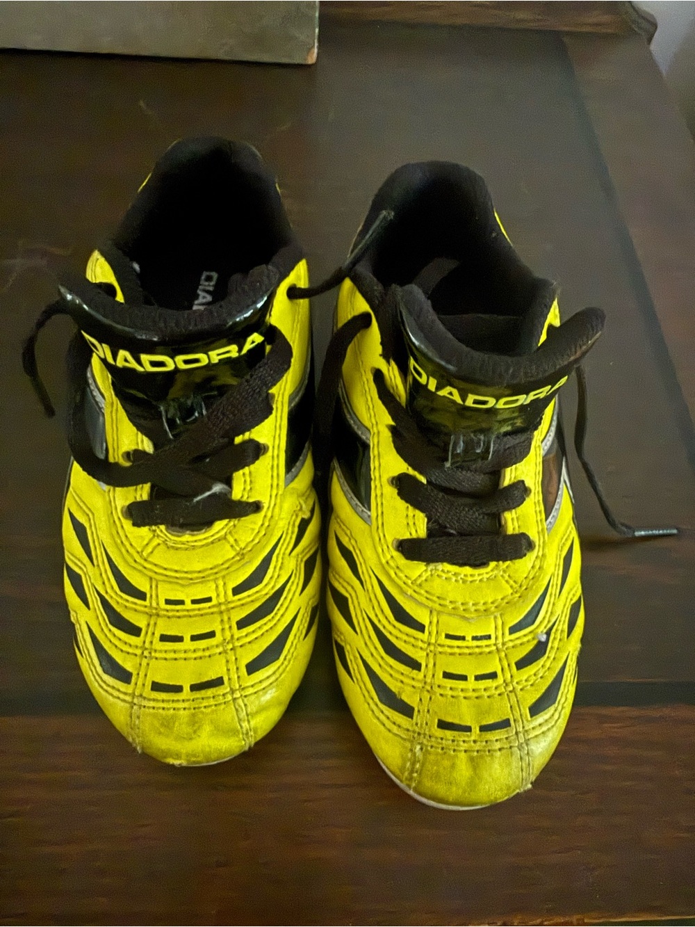 Diadora Kids Yellow and Black Cleats